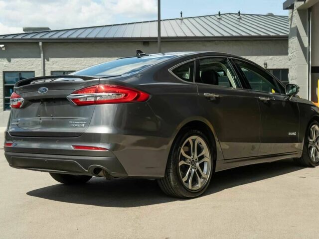 Сірий Форд Фьюжен, об'ємом двигуна 2 л та пробігом 50 тис. км за 14200 $, фото 5 на Automoto.ua