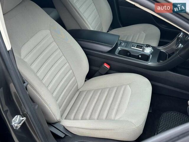 Форд Фьюжн 2019 в Одессе на Automoto.ua Серый Форд Фьюжн, объемом двигателя 2.5 л и пробегом 104 тыс. км за 15490 $, фото 26 на Automoto.ua