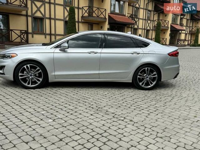 Серый Форд Фьюжн, объемом двигателя 2 л и пробегом 98 тыс. км за 17999 $, фото 5 на Automoto.ua