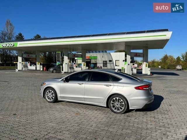 Серый Форд Фьюжн, объемом двигателя 1.5 л и пробегом 52 тыс. км за 11900 $, фото 1 на Automoto.ua