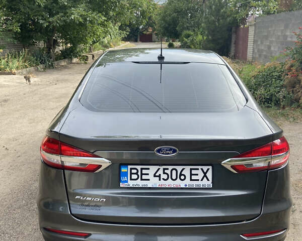 Сірий Форд Фьюжен, об'ємом двигуна 2.49 л та пробігом 69 тис. км за 14900 $, фото 4 на Automoto.ua