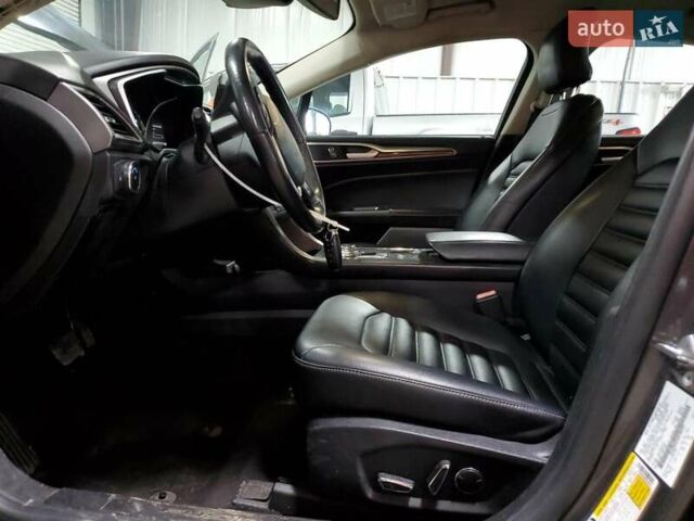 Сірий Форд Фьюжен, об'ємом двигуна 0 л та пробігом 96 тис. км за 2500 $, фото 6 на Automoto.ua