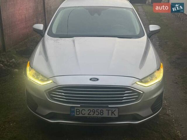 Серый Форд Фьюжн, объемом двигателя 2 л и пробегом 103 тыс. км за 14950 $, фото 3 на Automoto.ua