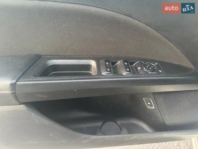 Серый Форд Фьюжн, объемом двигателя 2 л и пробегом 103 тыс. км за 14950 $, фото 37 на Automoto.ua