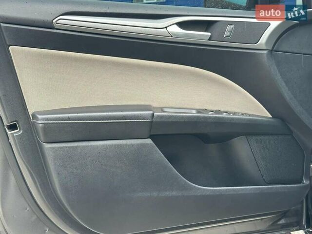 Форд Фьюжн 2019 в Одессе на Automoto.ua Серый Форд Фьюжн, объемом двигателя 2.5 л и пробегом 104 тыс. км за 15490 $, фото 10 на Automoto.ua