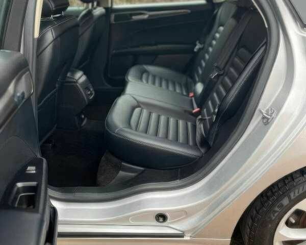 Сірий Форд Фьюжен, об'ємом двигуна 2 л та пробігом 89 тис. км за 9700 $, фото 11 на Automoto.ua