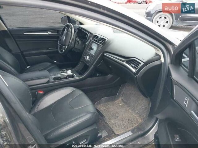 Серый Форд Фьюжн, объемом двигателя 2 л и пробегом 87 тыс. км за 5300 $, фото 4 на Automoto.ua