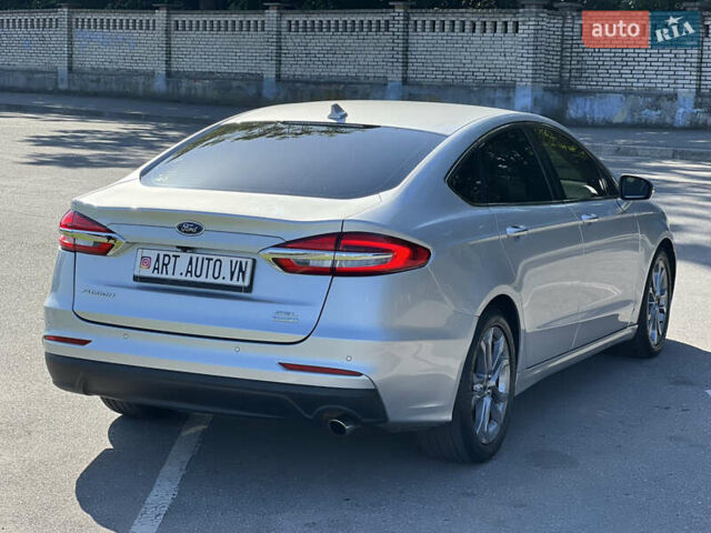 Форд Фьюжн 2019 в Виннице на Automoto.ua Серый Форд Фьюжн, объемом двигателя 1.5 л и пробегом 95 тыс. км за 12300 $, фото 2 на Automoto.ua