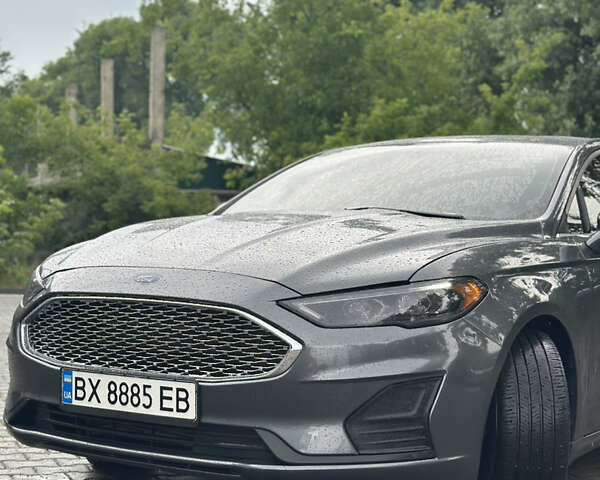 Серый Форд Фьюжн, объемом двигателя 2 л и пробегом 108 тыс. км за 14900 $, фото 4 на Automoto.ua