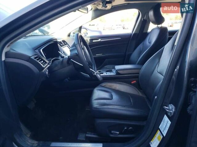 Форд Фьюжен 2019 у Львові на Automoto.ua Сірий Форд Фьюжен, об'ємом двигуна 2 л та пробігом 111 тис. км за 3000 $, фото 6 на Automoto.ua
