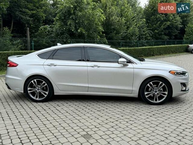 Серый Форд Фьюжн, объемом двигателя 2 л и пробегом 98 тыс. км за 17999 $, фото 4 на Automoto.ua