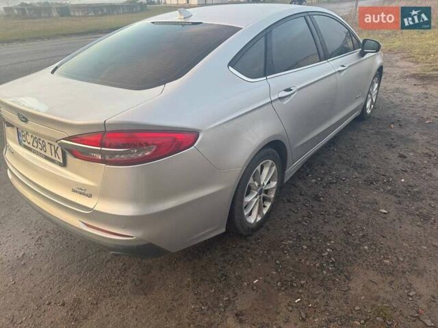 Серый Форд Фьюжн, объемом двигателя 2 л и пробегом 103 тыс. км за 14950 $, фото 19 на Automoto.ua