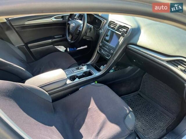 Серый Форд Фьюжн, объемом двигателя 1.5 л и пробегом 52 тыс. км за 11900 $, фото 18 на Automoto.ua