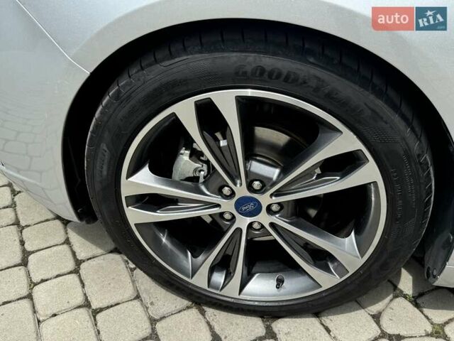 Серый Форд Фьюжн, объемом двигателя 2 л и пробегом 98 тыс. км за 17999 $, фото 17 на Automoto.ua