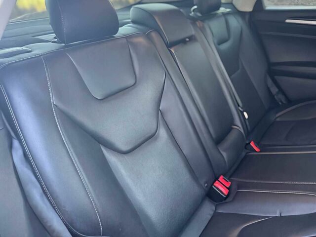 Сірий Форд Фьюжен, об'ємом двигуна 2 л та пробігом 34 тис. км за 8900 $, фото 12 на Automoto.ua