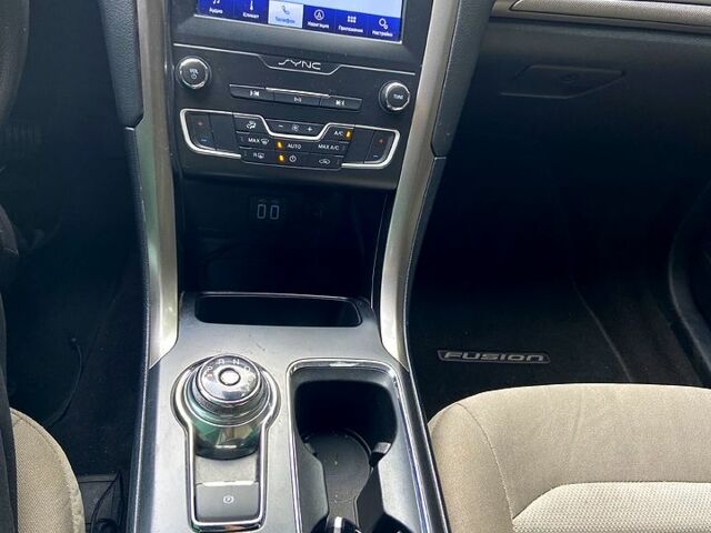 Форд Фьюжен 2019 у Миколаєві на Automoto.ua Сірий Форд Фьюжен, об'ємом двигуна 2.5 л та пробігом 90 тис. км за 14500 $, фото 8 на Automoto.ua