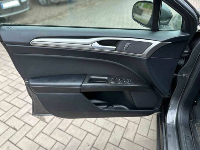 Серый Форд Фьюжн, объемом двигателя 2 л и пробегом 93 тыс. км за 15500 $, фото 11 на Automoto.ua