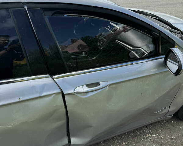 Серый Форд Фьюжн, объемом двигателя 2 л и пробегом 163 тыс. км за 7500 $, фото 11 на Automoto.ua