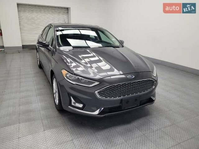 Серый Форд Фьюжн, объемом двигателя 2 л и пробегом 30 тыс. км за 4800 $, фото 2 на Automoto.ua