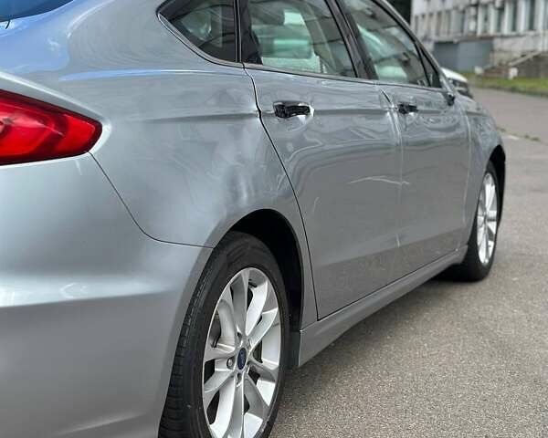 Сірий Форд Фьюжен, об'ємом двигуна 2 л та пробігом 93 тис. км за 12600 $, фото 20 на Automoto.ua