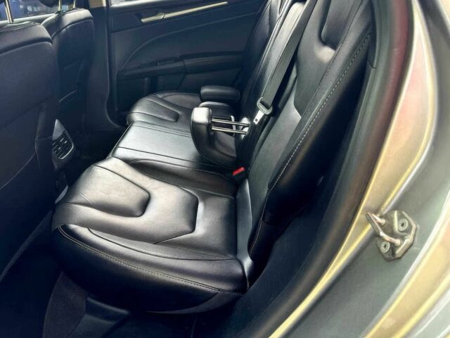 Серый Форд Фьюжн, объемом двигателя 2 л и пробегом 49 тыс. км за 4900 $, фото 11 на Automoto.ua