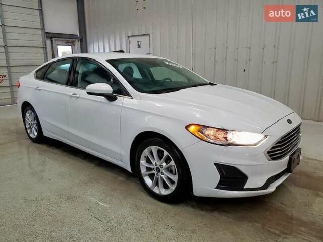Серый Форд Фьюжн, объемом двигателя 2 л и пробегом 76 тыс. км за 3700 $, фото 1 на Automoto.ua