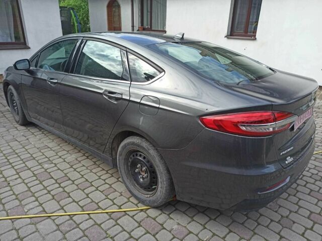 Форд Фьюжн 2020 в Бродах на Automoto.ua Серый Форд Фьюжн, объемом двигателя 2.5 л и пробегом 54 тыс. км за 13999 $, фото 4 на Automoto.ua
