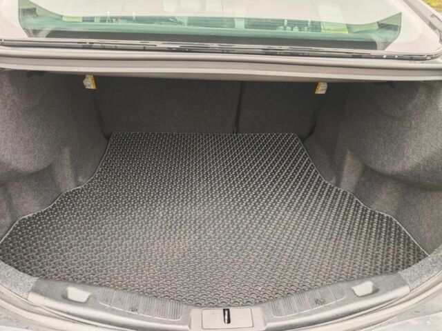 Форд Фьюжн 2020 в Киеве на Automoto.ua Серый Форд Фьюжн, объемом двигателя 2 л и пробегом 60 тыс. км за 12000 $, фото 12 на Automoto.ua