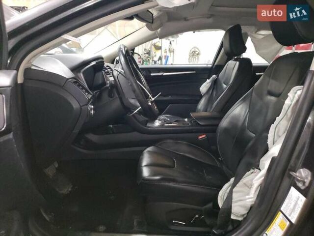Серый Форд Фьюжн, объемом двигателя 2 л и пробегом 110 тыс. км за 2900 $, фото 6 на Automoto.ua