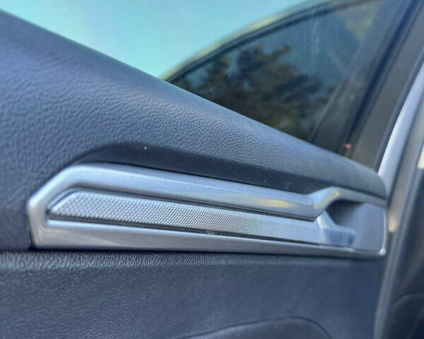 Сірий Форд Фьюжен, об'ємом двигуна 2.5 л та пробігом 20 тис. км за 14700 $, фото 25 на Automoto.ua