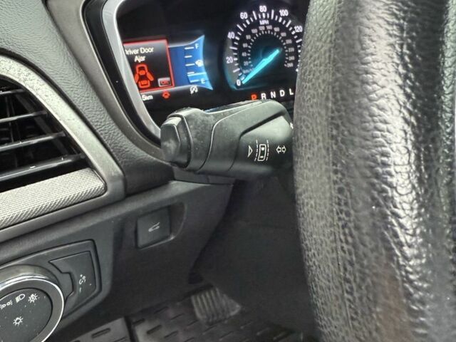 Серый Форд Фьюжн, объемом двигателя 0 л и пробегом 220 тыс. км за 11000 $, фото 4 на Automoto.ua