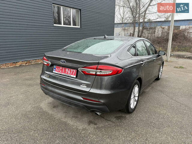 Серый Форд Фьюжн, объемом двигателя 1.5 л и пробегом 165 тыс. км за 10999 $, фото 6 на Automoto.ua