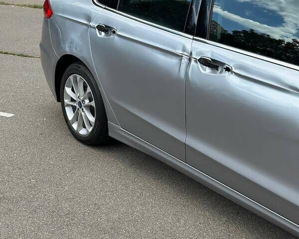 Сірий Форд Фьюжен, об'ємом двигуна 2 л та пробігом 93 тис. км за 12600 $, фото 7 на Automoto.ua