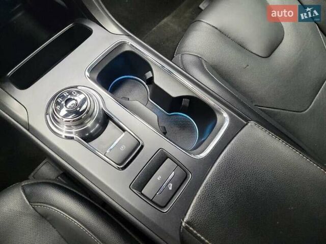 Серый Форд Фьюжн, объемом двигателя 2 л и пробегом 30 тыс. км за 4800 $, фото 18 на Automoto.ua