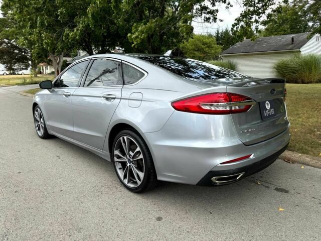 Серый Форд Фьюжн, объемом двигателя 2 л и пробегом 49 тыс. км за 4900 $, фото 3 на Automoto.ua