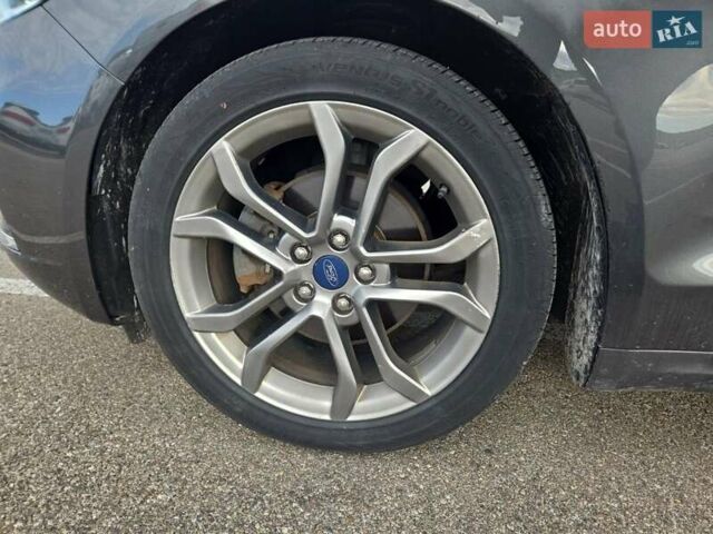 Серый Форд Фьюжн, объемом двигателя 2 л и пробегом 180 тыс. км за 14999 $, фото 5 на Automoto.ua