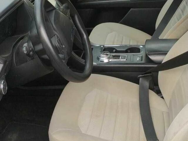Форд Фьюжн 2020 в Бродах на Automoto.ua Серый Форд Фьюжн, объемом двигателя 2.5 л и пробегом 54 тыс. км за 13999 $, фото 12 на Automoto.ua