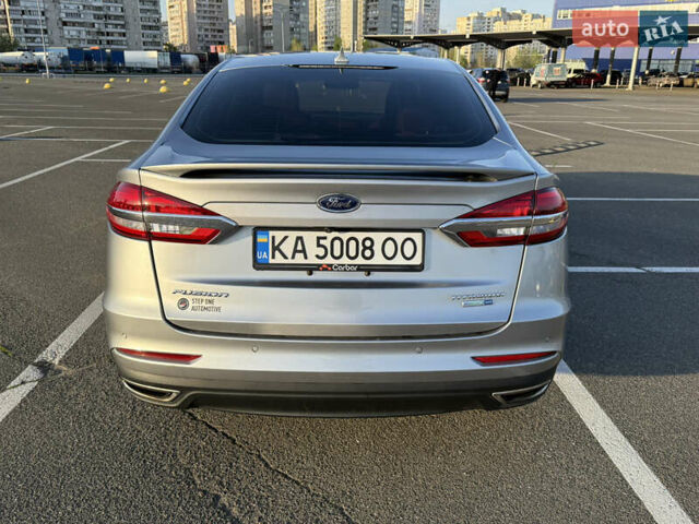 Серый Форд Фьюжн, объемом двигателя 2 л и пробегом 194 тыс. км за 15500 $, фото 6 на Automoto.ua