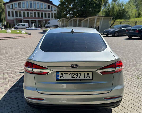 Сірий Форд Фьюжен, об'ємом двигуна 2.5 л та пробігом 20 тис. км за 14700 $, фото 6 на Automoto.ua