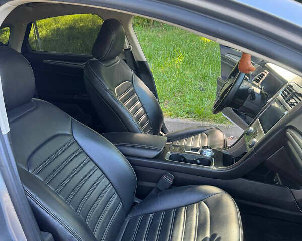 Сірий Форд Фьюжен, об'ємом двигуна 2.5 л та пробігом 20 тис. км за 14700 $, фото 29 на Automoto.ua