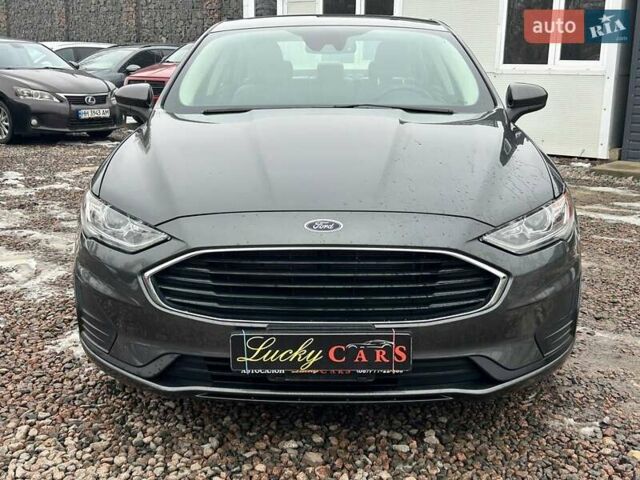 Сірий Форд Фьюжен, об'ємом двигуна 2.49 л та пробігом 32 тис. км за 14000 $, фото 2 на Automoto.ua