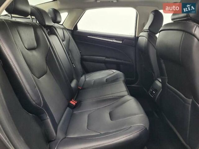 Серый Форд Фьюжн, объемом двигателя 2 л и пробегом 30 тыс. км за 4800 $, фото 13 на Automoto.ua