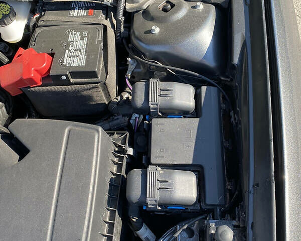 Сірий Форд Фьюжен, об'ємом двигуна 1.5 л та пробігом 35 тис. км за 15100 $, фото 5 на Automoto.ua
