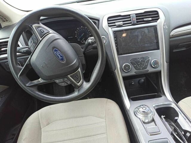 Форд Фьюжн 2020 в Бродах на Automoto.ua Серый Форд Фьюжн, объемом двигателя 2.5 л и пробегом 54 тыс. км за 13999 $, фото 16 на Automoto.ua