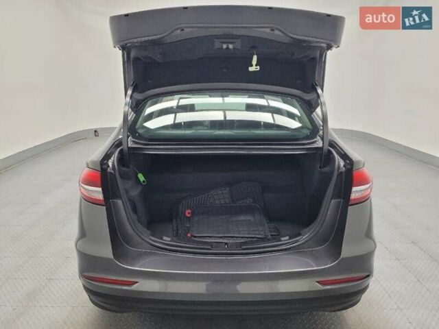 Серый Форд Фьюжн, объемом двигателя 2 л и пробегом 30 тыс. км за 4800 $, фото 20 на Automoto.ua