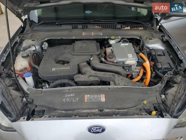 Серый Форд Фьюжн, объемом двигателя 2 л и пробегом 156 тыс. км за 2000 $, фото 10 на Automoto.ua