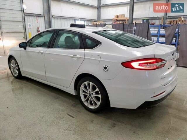 Серый Форд Фьюжн, объемом двигателя 2 л и пробегом 76 тыс. км за 3700 $, фото 2 на Automoto.ua
