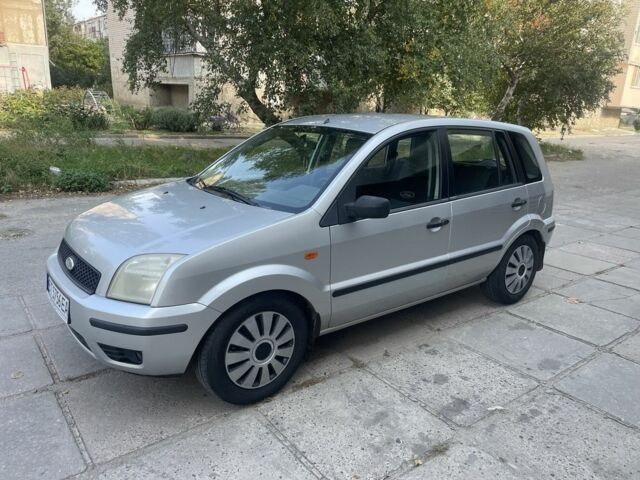 Сірий Форд Фьюжен, об'ємом двигуна 1.4 л та пробігом 215 тис. км за 4214 $, фото 1 на Automoto.ua