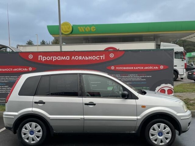 Сірий Форд Фьюжен, об'ємом двигуна 1.6 л та пробігом 290 тис. км за 3500 $, фото 2 на Automoto.ua