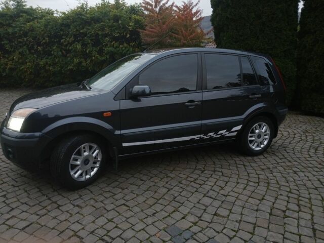 Сірий Форд Фьюжен, об'ємом двигуна 1.4 л та пробігом 108 тис. км за 5400 $, фото 4 на Automoto.ua